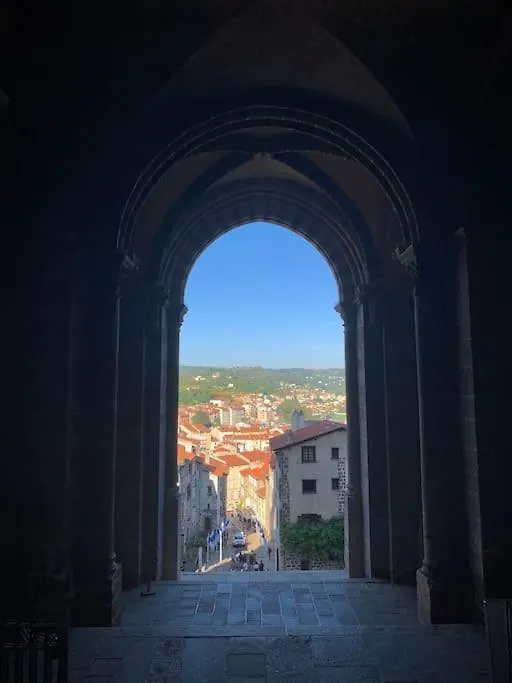 Le Refuge Cathedrale - Le Puy-En-Velay Apartment 0*,